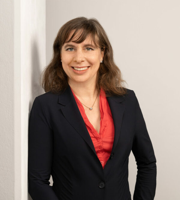 Dr. Anna Oehmichen